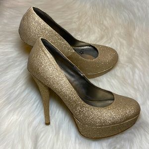 Gold Glitter Heels [Size 8]